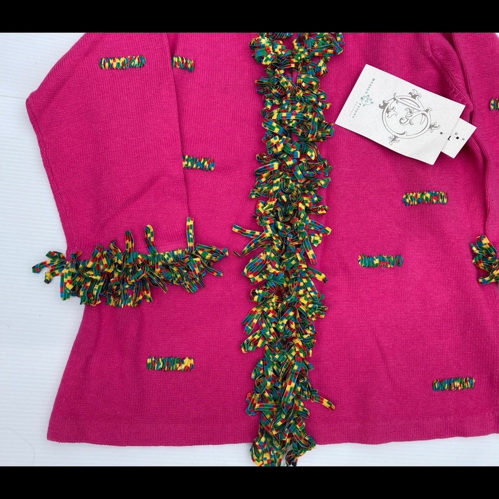 Women’s Ribbon Sweater - Picture 4 of 7